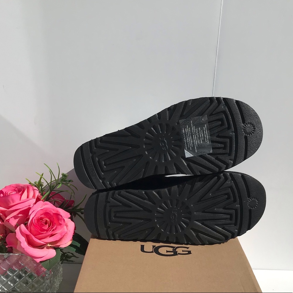 UGG Classic Ultra Mini Chopd - Picture 6 of 8